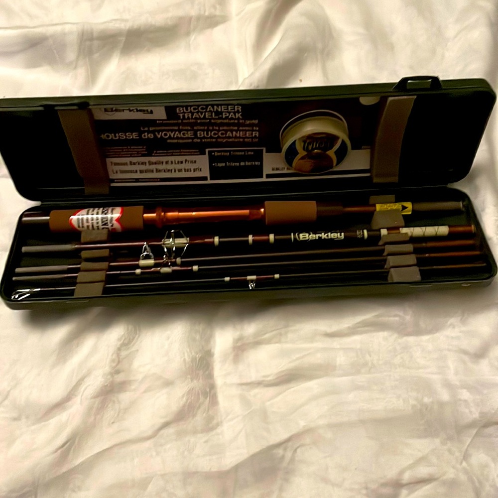 Vintage Berkley Buccaneer Travel-Pak Colapsable Fishing fr 60’s or 70’s